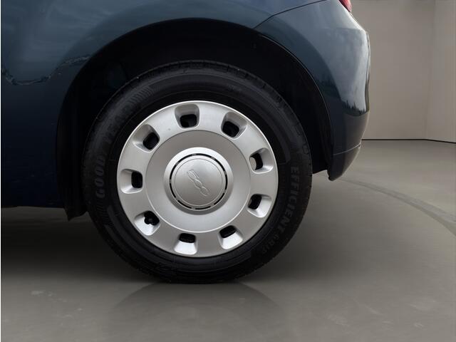 Fiat 500C 1.0 Hybrid Club 2023 BLAUW | Cabrio | Apple CarPlay