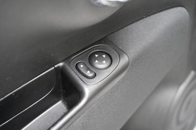 Fiat 500C 1.0 Hybrid Lounge | Navigatie | Cruise control | Airconditioning | Parkeersensoren achter