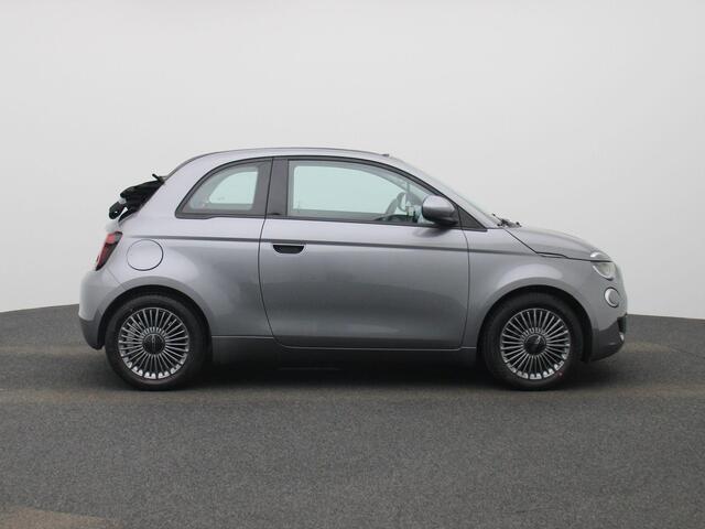 Fiat 500C 500e 42 kWh Icon | Climate Control / ECC | Open dak Electrisch | Licht metalen velgen 16 inch | Cruise control | Navigatie | Stoelverwarming | LED koplampen | Park Distance Control achter |