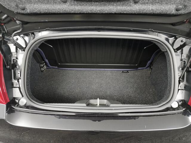 Fiat 500C 1.0 Hybrid Club | Apple CarPlay / Android Auto | Cruise Control | Parkeersensoren | DAB+ |