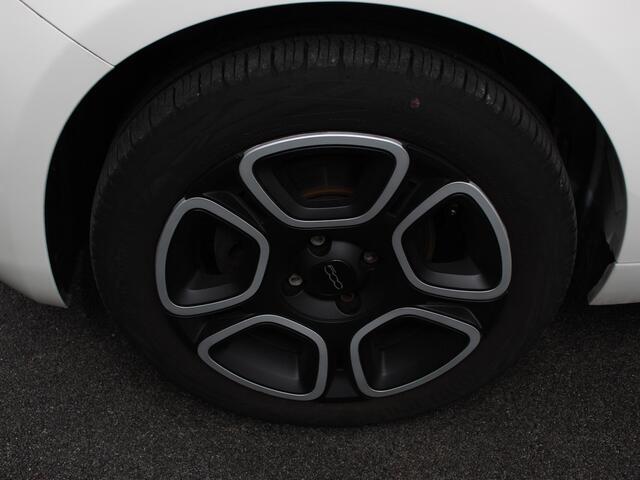 Fiat 500C 1.0 Hybrid Club Airco Lichtmetalen velgen Dab Cruise Control Touch screen