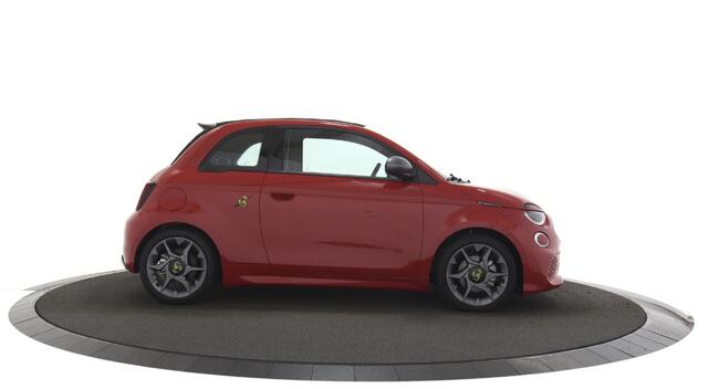 Fiat 500C ABARTH Urban 42 kWh Camera / maar 11 km / Navigatie