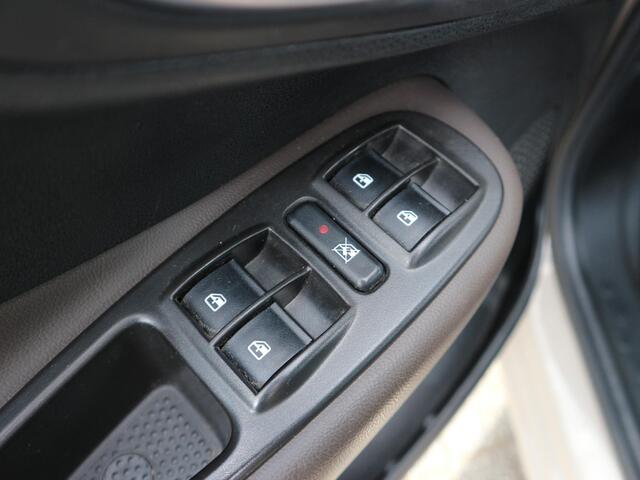 Fiat 500L Living 1.4 T-Jet Lounge 7p.