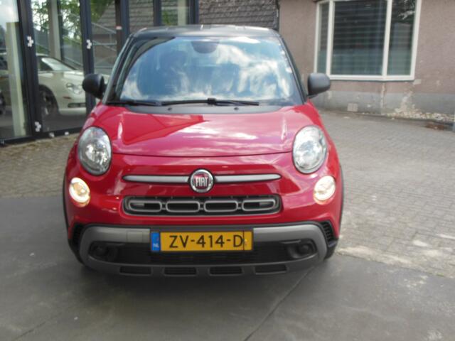 Fiat 500L 0.9 TwinAir CityCross Staat in De Krim
