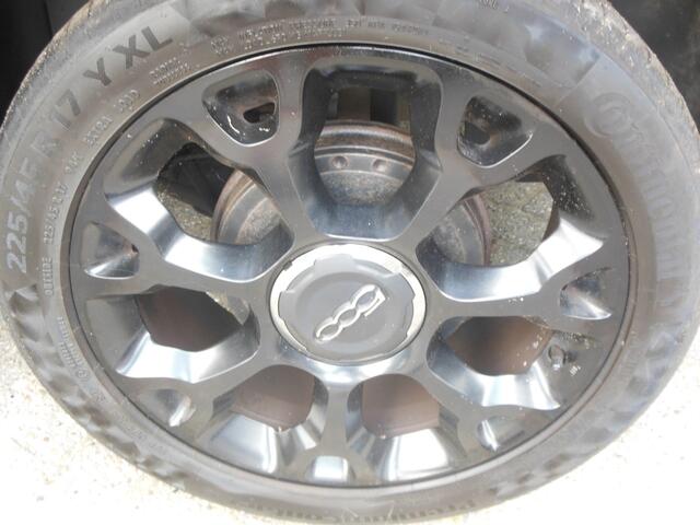 Fiat 500L 0.9 TwinAir CityCross Staat in De Krim