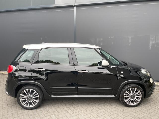 Fiat 500L FIAT L1AE Cruise control - Airco - Navigatie - Trekhaak - Parkeersensoren voor en achter - Stoelverwarming - Bluetooth - Mistlampen voor - Multifunctioneel stuurwiel - Licht metalen 17 inch - U-connect