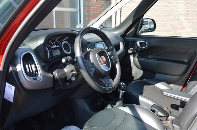 Fiat 500L 1.4 T-Jet 7p. | PANODAK - PDC - LEDER