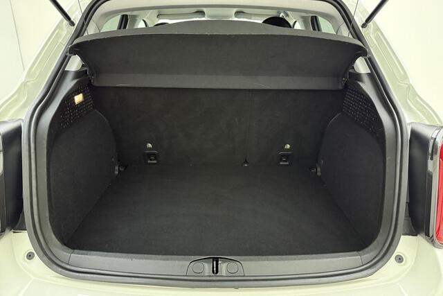 Fiat 500X 1.4 Turbo MultiAir S-Design | Navigatie | Trekhaak | Lichtmetalen velgen black | Extra getint glas | Cruise control | Hoge instap