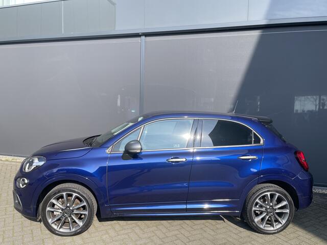 Fiat 500X 1.5 Hybrid Sport Achteruitrijcamera - Navigatie - Cruise control - Airco - Parkeersensoren - U-connect - Bluetooth - Radio - Stuur multifunctioneel - Start/stop systeem - Licht metalen velgen 18 inch - Keyless start - Led verlichting - Dodehoek detector -