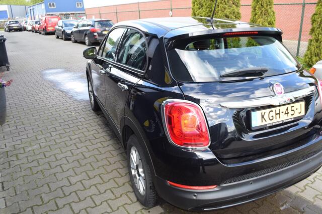 Fiat 500X 1.6 Holiday Edition
