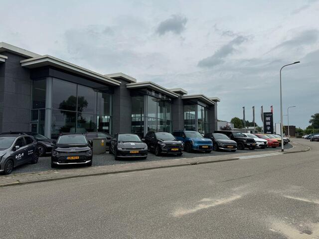 Fiat 600 1.2 Hybrid 136 La Prima | Leder | Stoelmassage | Trekhaak | Camera| Carplay | Adapt. Cruise | Winter Pack