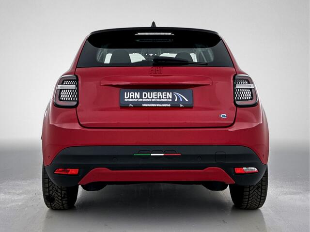 Fiat 600 600e RED 54 kWh Carplay