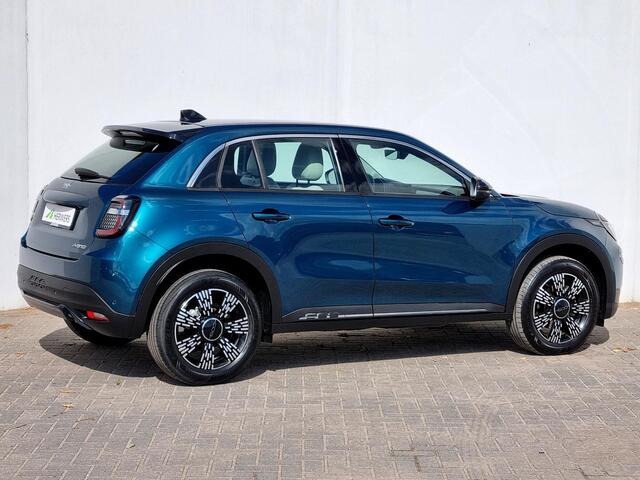 Fiat 600 1.2 Hybrid Urban Automaat / Navigatie via Android Auto/Apple Carplay / Airco / Parkeersensor Achter / DAB / Stof/Lederen Bekleding