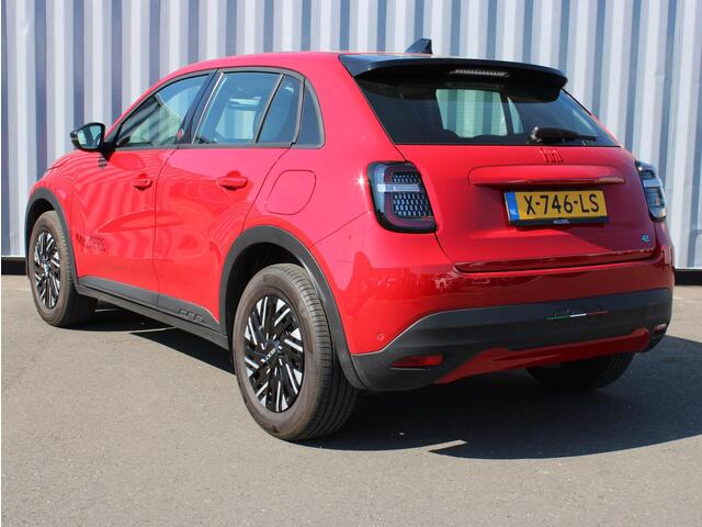 Fiat 600 600e RED 54 kWh 400KM RANGE