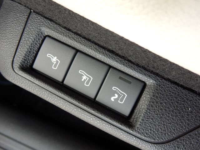 Fiat 600 1.2 136 pk. Hybrid La Prima I Automaat I