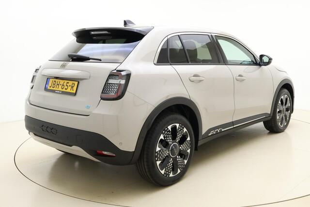 Fiat 600 600e La Prima 54 kWh 156 Pk | DEMO | 400+ Km WLTP | Electrische Achterklep | Adaptieve Cruise Control | Camera Achter | Lederen Bekleding