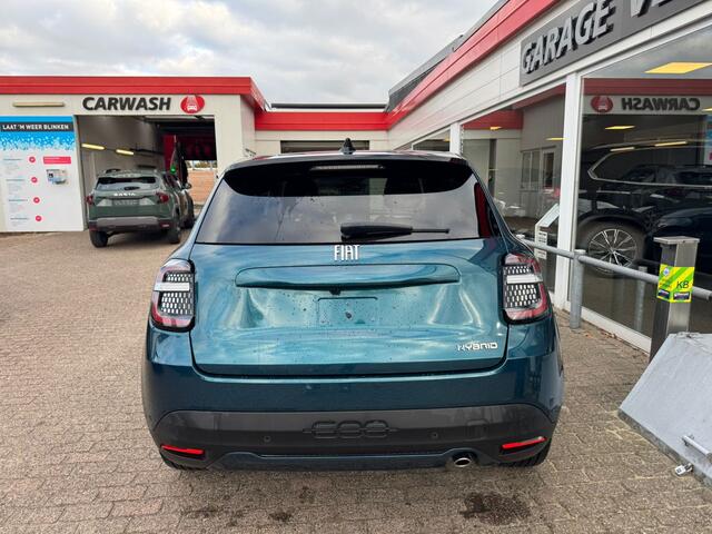 Fiat 600 1.2 Hybrid La Prima