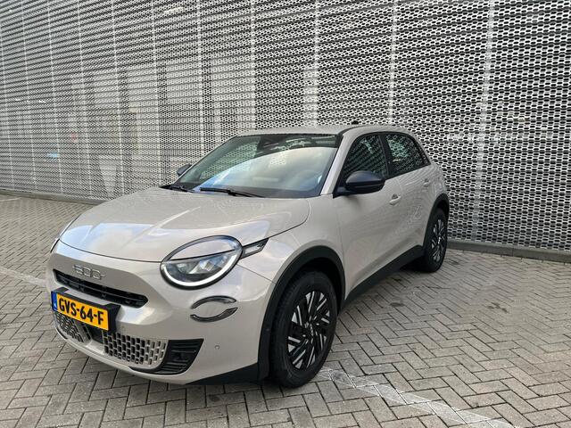 Fiat 600 600e Urban 54 kWh 156PK NOW OR NEVERDEAL !!!