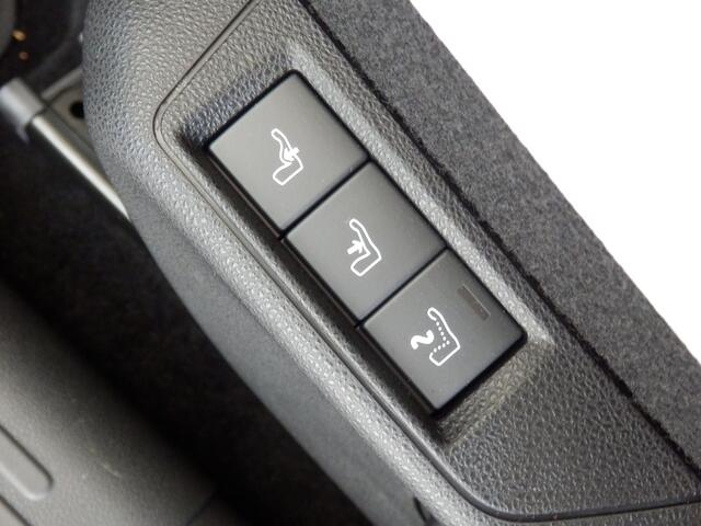 Fiat 600 100pk Hybride | La Prima | Automaat | Massagestoel |