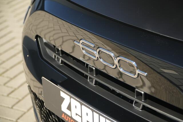 Fiat 600 600e La Prima 54 kWh | Navi | Camera | Carplay | 18"