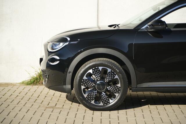 Fiat 600 1.2 Hybrid 145 PK La Prima | Navi | Camera | Carplay