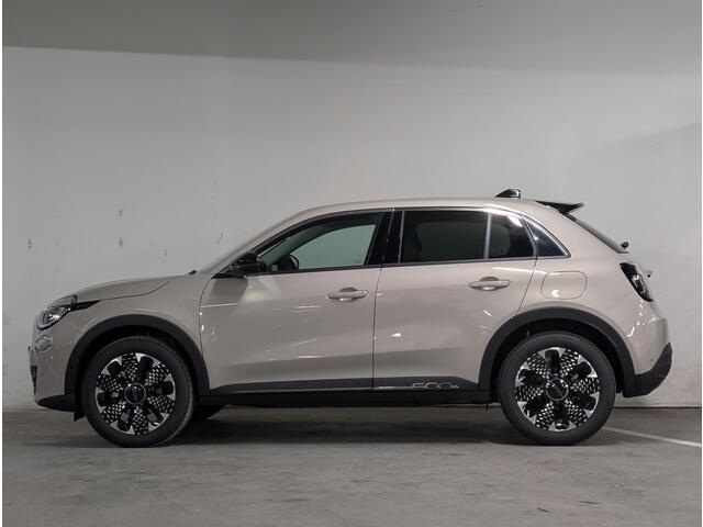 Fiat 600 600e La Prima EV 54kWh 156pk | CAMERA | STOELVERW. | NAVI | APPLE CARPLAY / ANDROID AUTO | KEYLESS ENTRY + START |