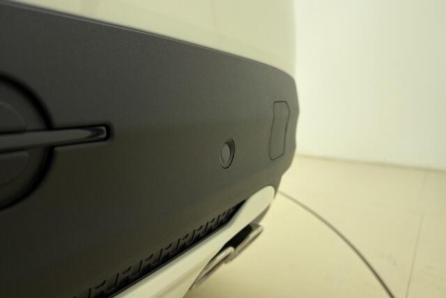 Fiat 600 1.2 Hybrid La Prima | Camera | Lederen bekleding | Stoelverwarming | 18'' lichtmetalen velgen | Elektrische achterklep | LED verlichting | Keyless