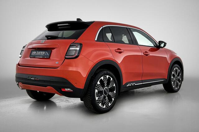 Fiat 600 600e La Prima 54 kWh Leder, Massage, Carplay