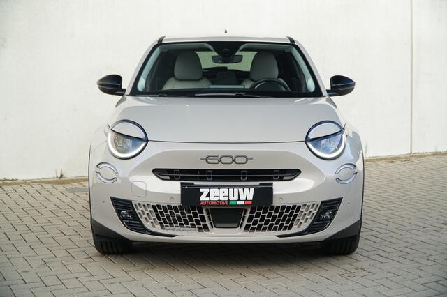 Fiat 600 1.2 Hybrid 145 PK La Prima | Navi | Camera | Carplay
