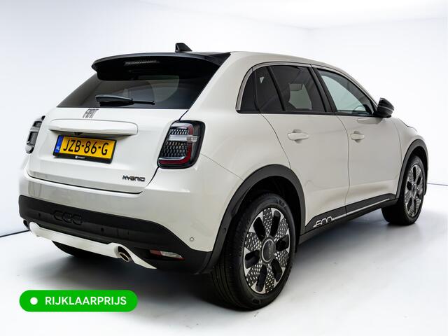 Fiat 600 1.2 Hybrid La Prima | Leer | Stoelverw. | Camera | Adap. Cruise | Sfeerverlichting | Elec. verst. best. stoel met massage en lendesteun | Apple Carplay/Android auto, Navigatie, Led, PDC V+ A, Keyless entry & start