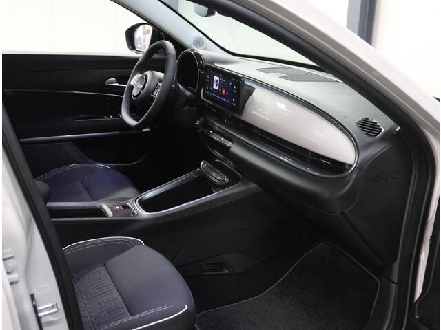 Fiat 600 1.2 110PK Urban | 1ste eigenaar | AppleCarPlay/AndroidAuto | Climate Control | Cruise Control | Camera | Parkeersensoren | Navigatie | AUTOMAAT | LM velgen | Keyless | LED | Isofix | Sfeerverlichting | Stoel/Voorruitverwarmd |