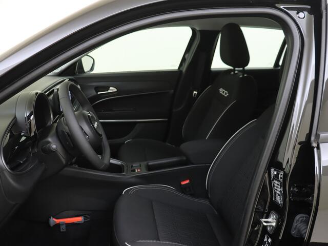 Fiat 600 1.2 Hybrid Urban | Camera | Climate control | Navigatie | Carplay |
