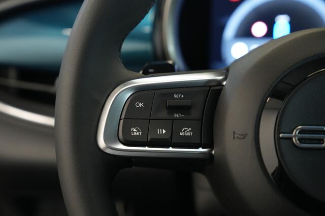 Fiat 600 1.2 Hybrid Urban Cruise/Climate Carplay PDC Camera Keyless Entry/Start