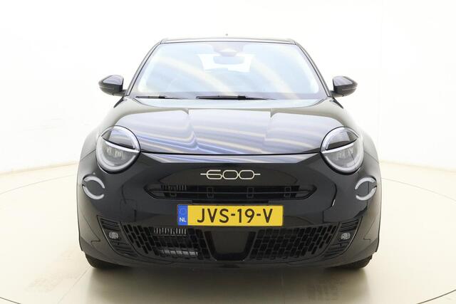 Fiat 600 1.2 Hybrid Urban 145 PK Automaat | Navigatie via Carplay | DEMO | DAB Radio | Cruise control | 8 Jaar speciale garantie