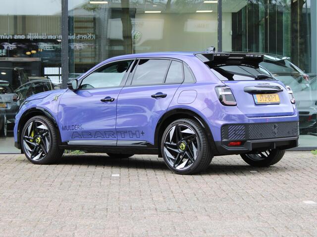 Fiat Abarth 600e Scorpionissima 54 kWh | Navi / Alcantara / Camera