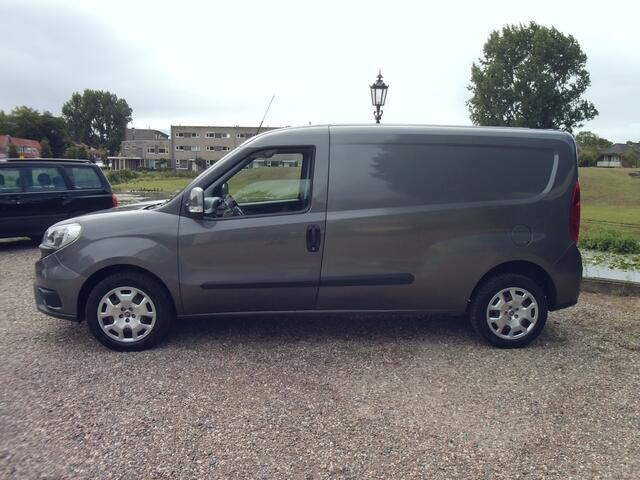 Fiat DOBLO Cargo 1.3 MJ L2H1 Maxi SX - Airco - Navigatie