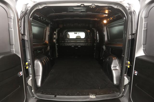 Fiat DOBLO 1.6 MJ L2H1 Maxi | MARGE! | Airco Camera Cruise Navi 3 Persoons Trekhaak Imperiaal PDC 17"LMV