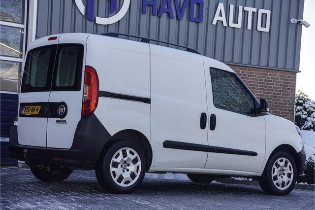 Fiat DOBLO Cargo 1.4 Benzine L1, AIRCO, TREKHAAK, BTW-VRIJ / MARGE