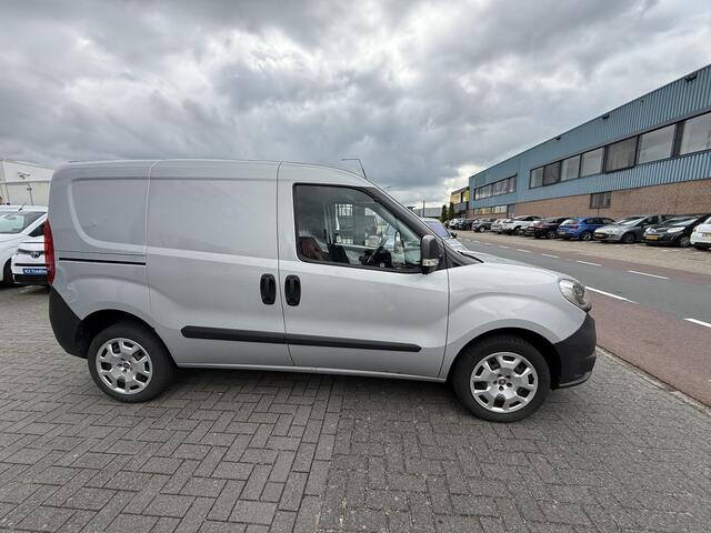 Fiat DOBLO Cargo 1.4 T-Jet L1H1 SX 120Pk Benzine Volledig dealer onderhouden