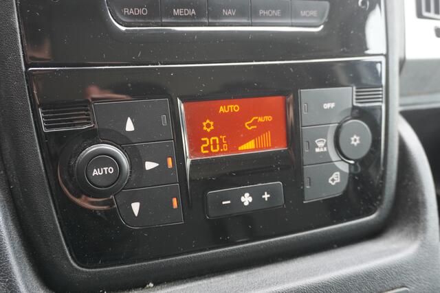 Fiat DUCATO 2.3 MultiJet 130PK L3H2 EURO 6 - A/C Climate - Navi - Cruise - ¤ 15.900,- Excl.