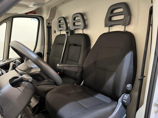 Fiat DUCATO 35 2.2 MultiJet L4H2 Maxi 140 PK Automaat / Euro 6 / Airco / CarPlay / Camera / Cruise Control / 3.000 KG Trekgewicht / 3-Zits / 51.300 KM !!