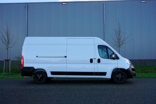 Fiat DUCATO 35 2.2 MultiJet L3H2 140 pk |Camera |Cruise |Navi |Climate control |BPM voordeel! |Mooie camperbasis |Topstaat |3500 KG |EURO6 |1e eigenaar