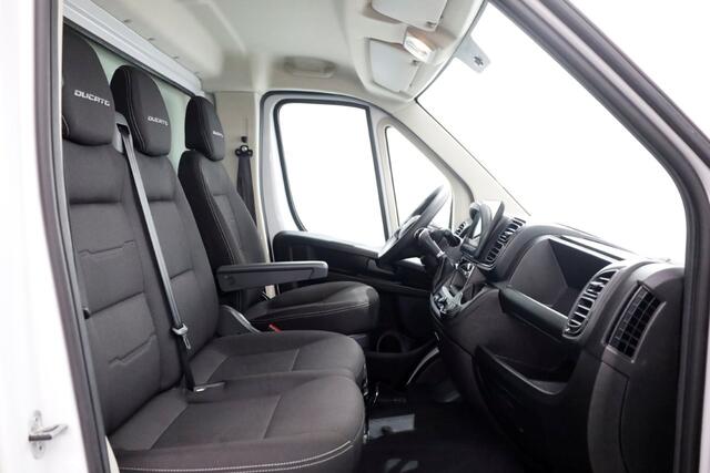 Fiat DUCATO 35H 2.2 MultiJet 160pk Automaat Bakwagen met laadklep en zijdeur 05-2023