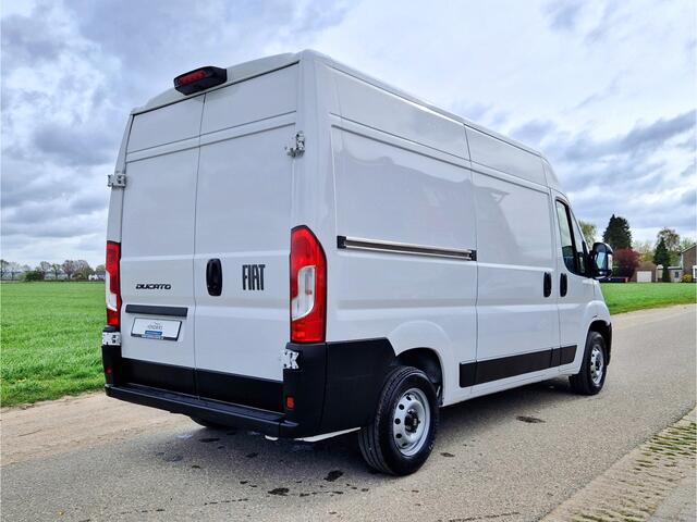 Fiat DUCATO 2.2 MultiJet 140 S&S L2H2 3.5t - 140 Pk - Euro 6 - Groot Scherm - Navi - ParkeerCamera - Airco - Cruise Control