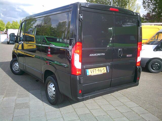 Fiat DUCATO 30 2.3 MultiJet L1H1 VOORZIEN VAN AIRCO !!! ZEER NETTE STAAT !!!!