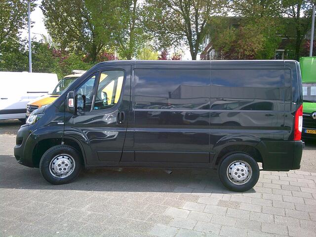 Fiat DUCATO 30 2.3 MultiJet L1H1 VOORZIEN VAN AIRCO !!! ZEER NETTE STAAT !!!!