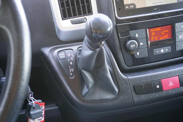 Fiat DUCATO 35H 2.3 MultiJet L3H2 in Topstaat |Grijs |160 pk |Volautomatische versnellingsbak |Camera |Cruise |Navi |Trekhaak |Climate control |1e eigenaar |3500 KG