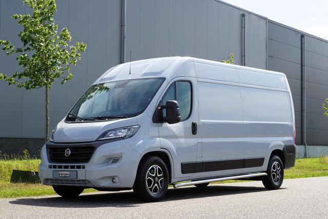 Fiat DUCATO 35H 2.3 MultiJet L3H2 in Topstaat |1e eigenaar |Automaat |Grijs |160 pk |3500 KG |2e airbag |Camera |Cruise |Navi |Climate control |Trekhaak |EURO6