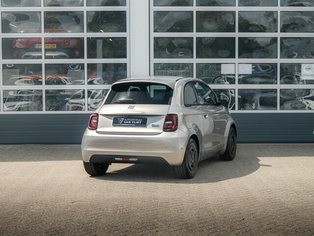 Fiat E-500 Giorgio Armani Collector's Edition 42 kWh | Zeer Exclusief | Beperkte Oplage !