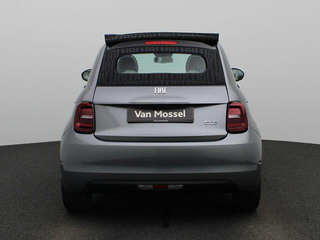 Fiat E-500 C La Prima 118Pk 42 kWh | Cabrio | Android & Apple Carplay | Climate & Cruise Control | Stoelverwarming | Navigatie | Dodenhoekdetectie